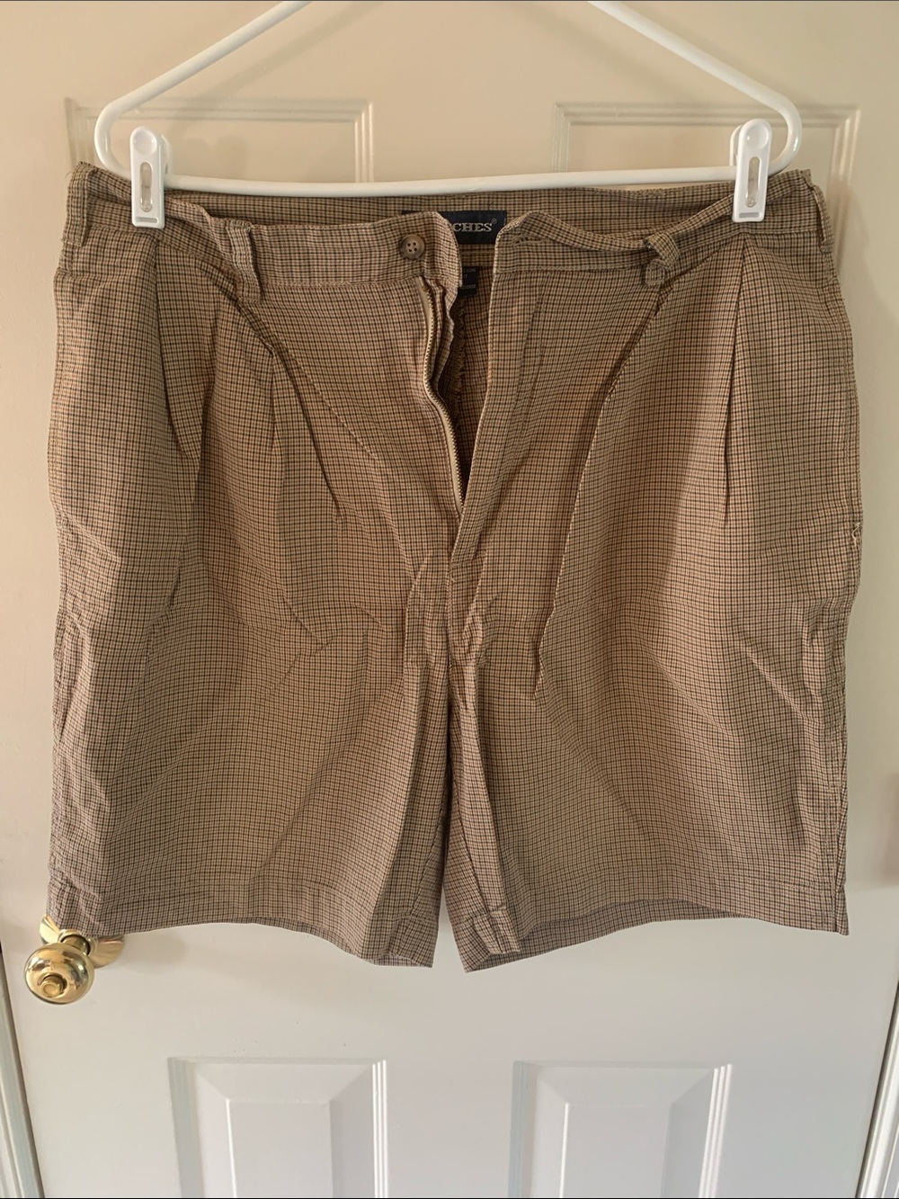Plaid Flat Front Men's Shorts in Tan - Classic Casual Style
